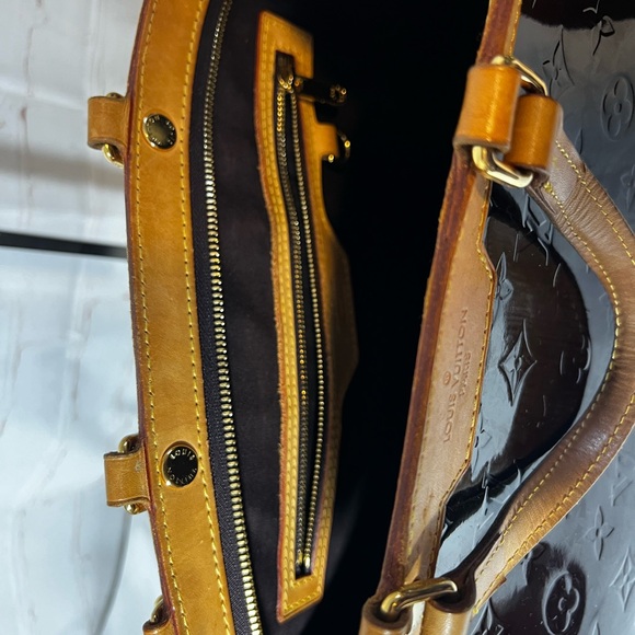 EUC Louis Vuitton Amarante Vernis Brea Bag - Picture 11 of 14